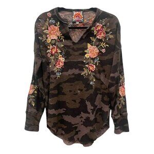 Johnny Was Marcella LG Camo Thermal Long Sleeve Embroidered Floral Top Casual